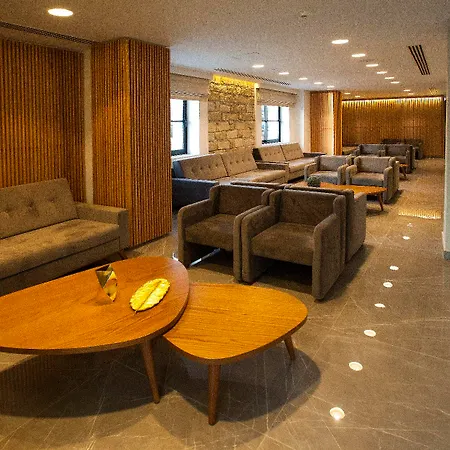 Pefkos 3*