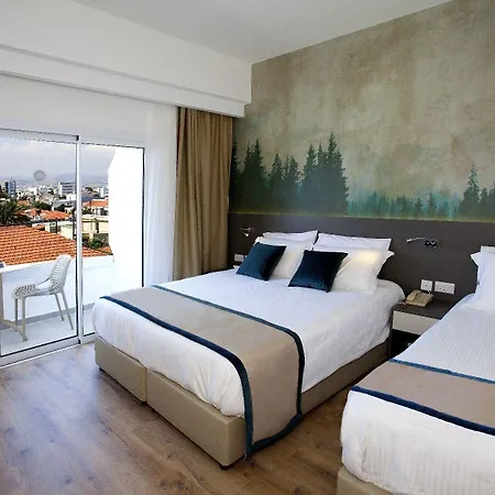 Hotel Pefkos