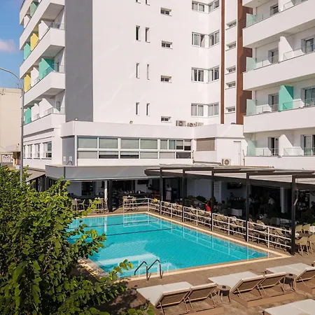 Pefkos 3*