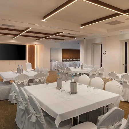 Hotel Pefkos 3*