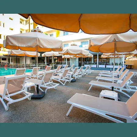 Hotel Pefkos