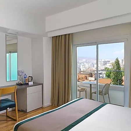 Hotel Pefkos