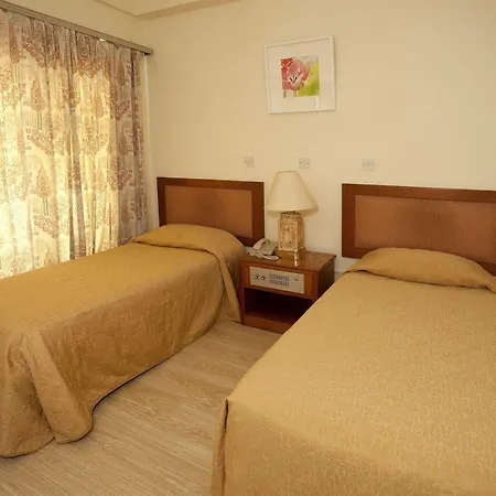 Pefkos Hotell 3*