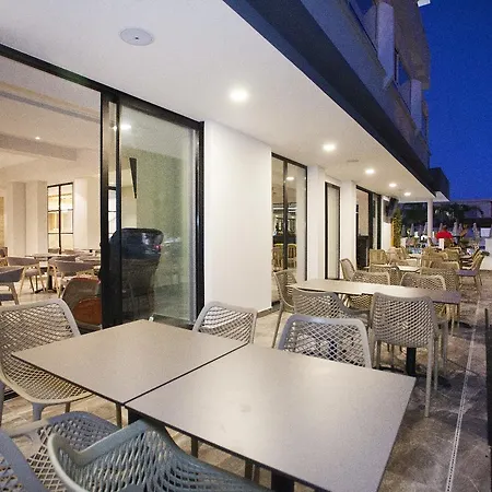 Hotel Pefkos Limassol