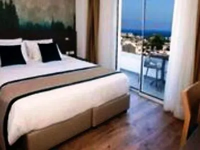 Pefkos 3*