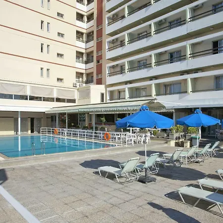 Hotel Pefkos Limassol