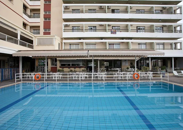 Hotel Pefkos Lemesos